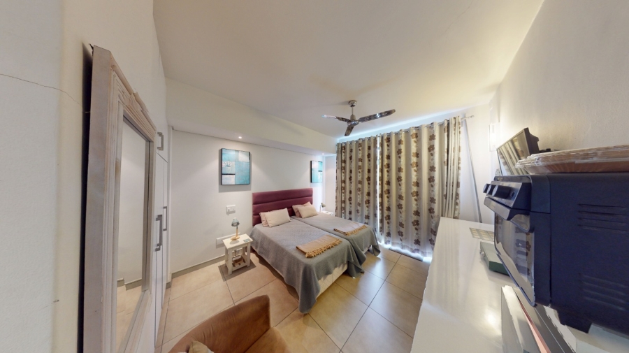 1 Bedroom Property for Sale in Herolds Bay Western Cape